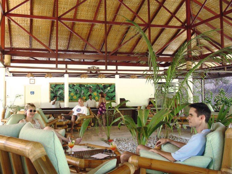 Angaga Island Resort And Spa Exterior foto